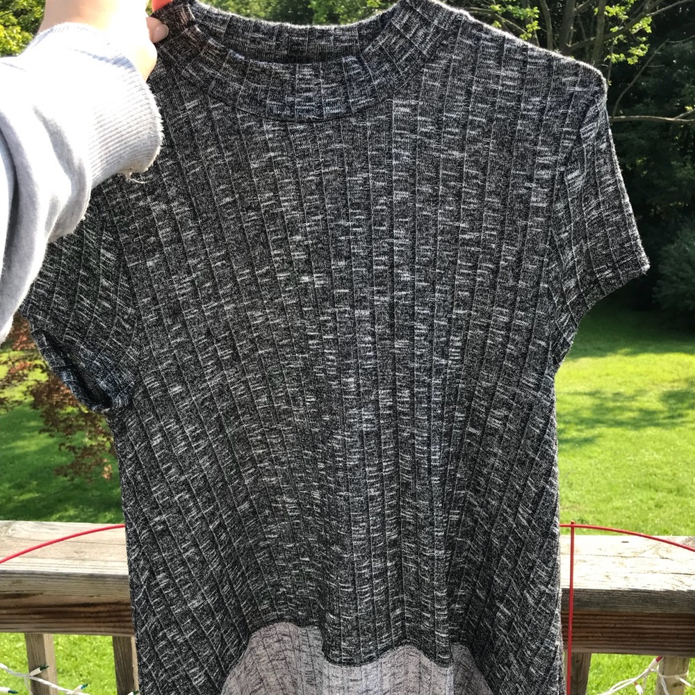 2 tone grey short sleeve shirt